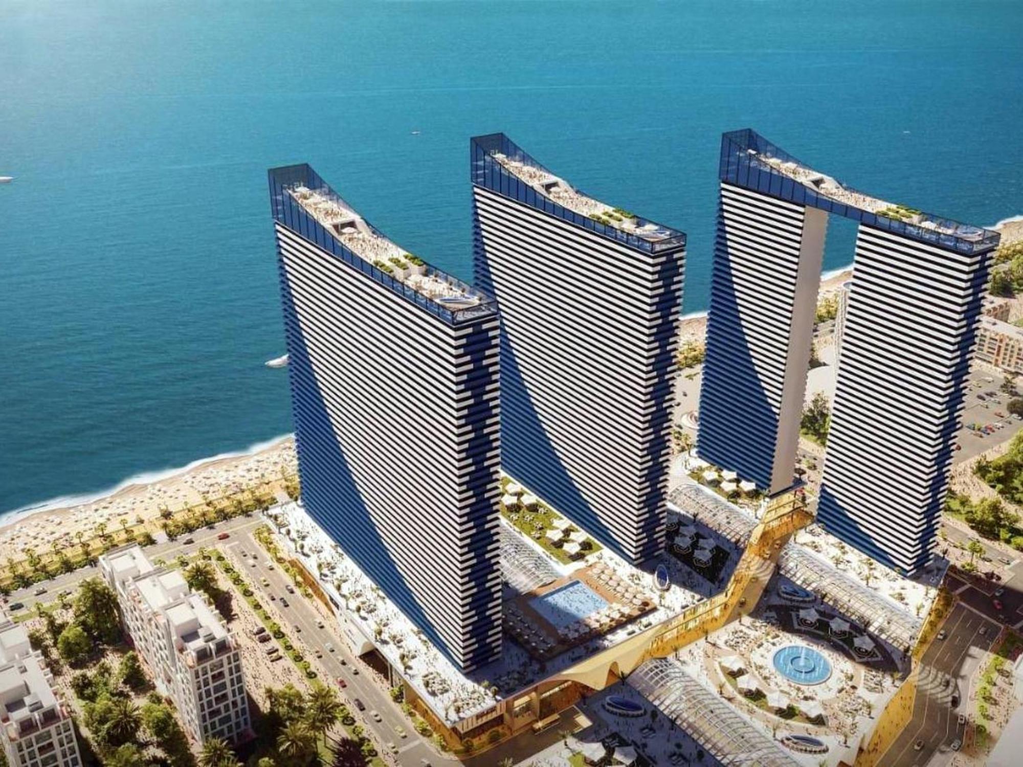 Delux Sea View Aparthotel In Orbi City Batumi Bagian luar foto