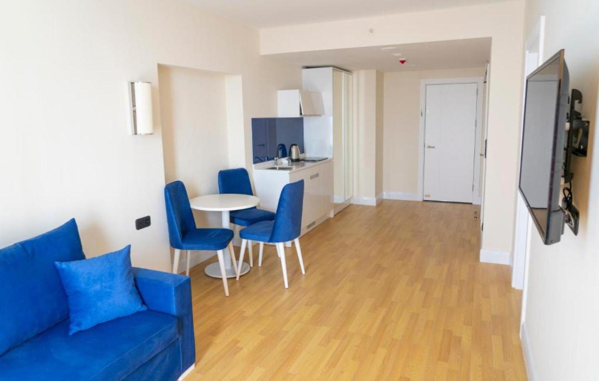 Delux Sea View Aparthotel In Orbi City Batumi Bagian luar foto