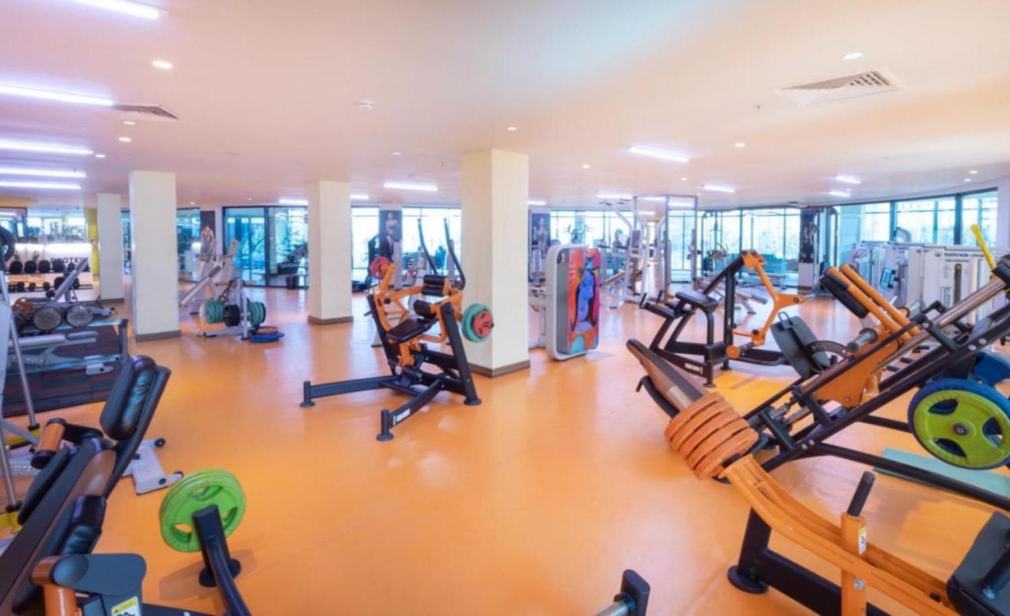 Delux Sea View Aparthotel In Orbi City Batumi Bagian luar foto