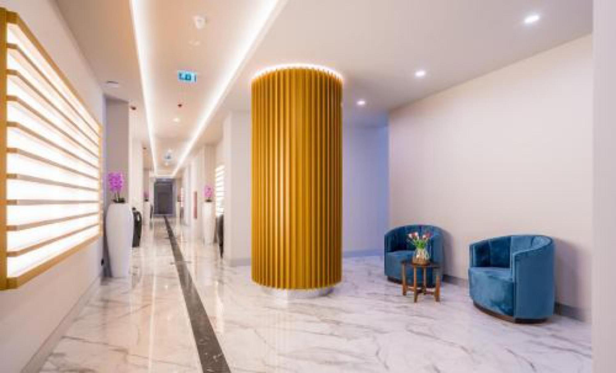 Delux Sea View Aparthotel In Orbi City Batumi Bagian luar foto