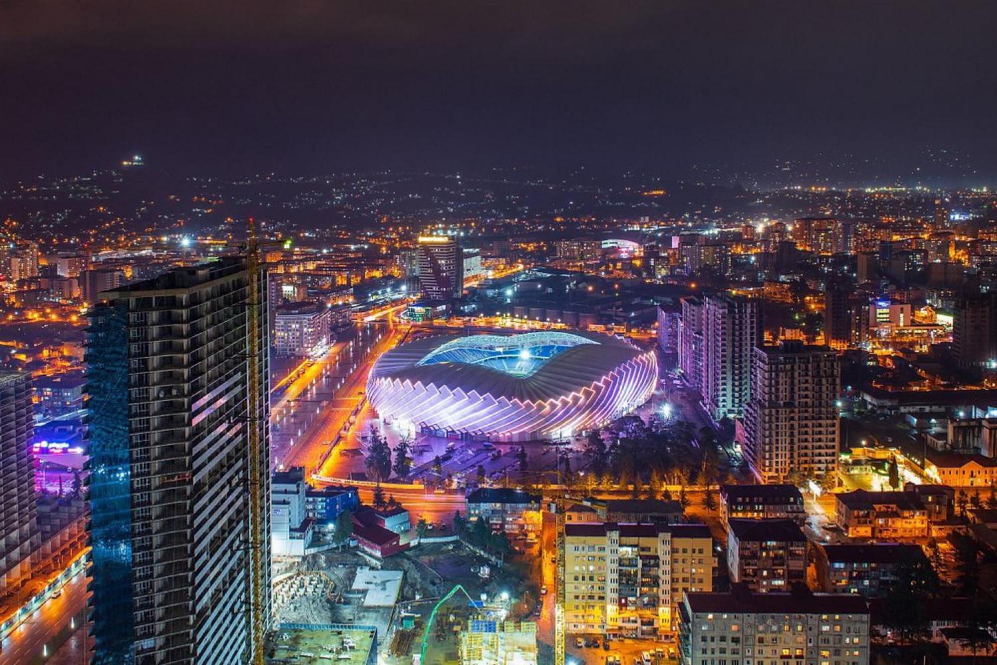 Delux Sea View Aparthotel In Orbi City Batumi Bagian luar foto